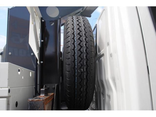 Hino DUTRO 2020-03 7864656-27