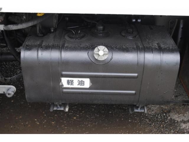 Hino DUTRO 2020-03 7864656-28