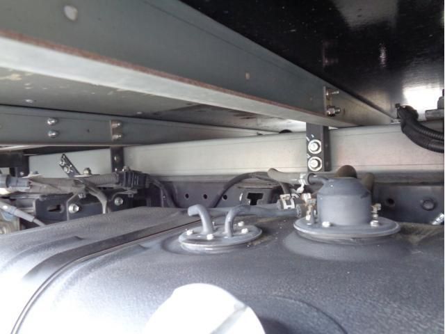 Hino DUTRO 2020-03 7864659-13