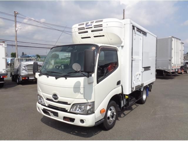 Hino DUTRO 2020-03 7864659-1