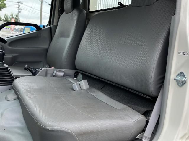 Hino DUTRO 2021-05 7864664-19