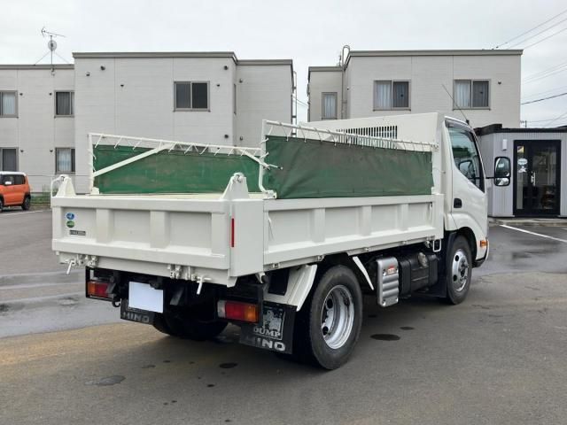 Hino DUTRO 2021-05 7864664-2