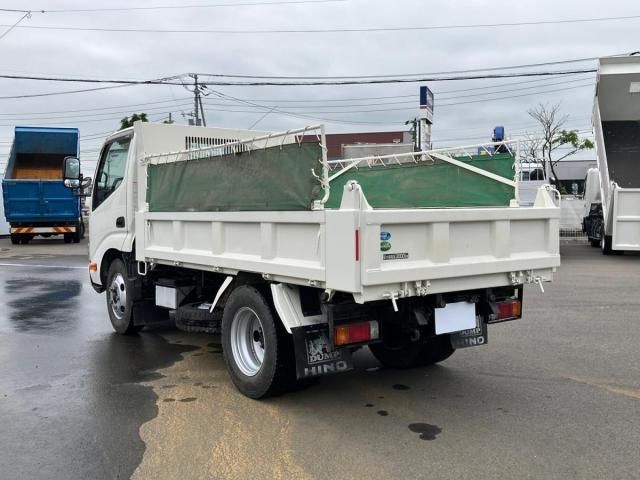 Hino DUTRO 2021-05 7864664-3
