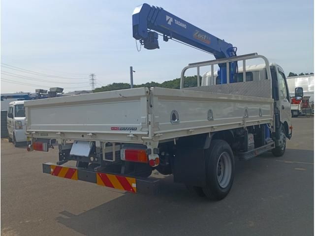 Hino DUTRO 2023-09 7864655-2