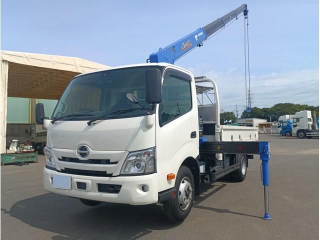 Hino DUTRO 2023-09 7864655-7