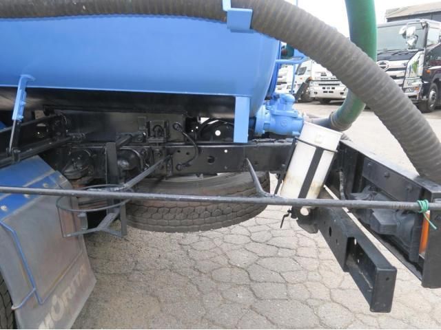 Hino DUTRO 2015-09 7864662-10