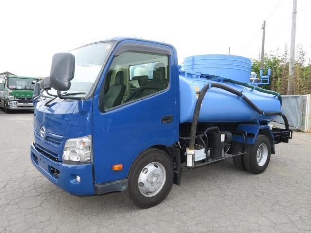 Hino DUTRO 2015-09 7864662-1