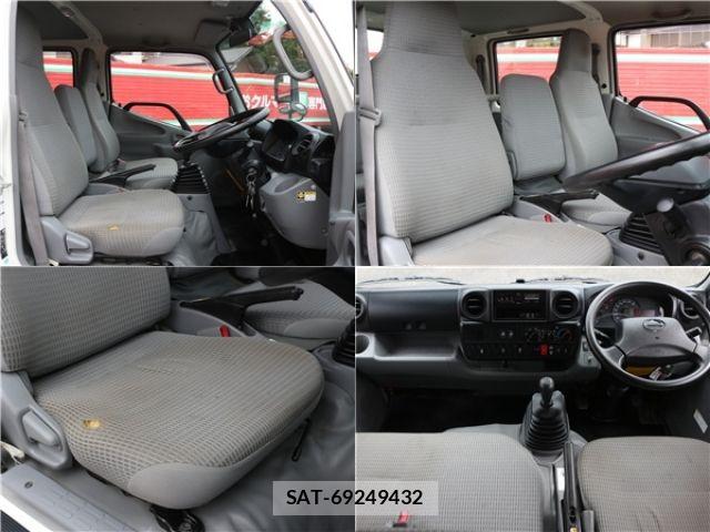 Hino DUTRO 2017-05 7876212-21
