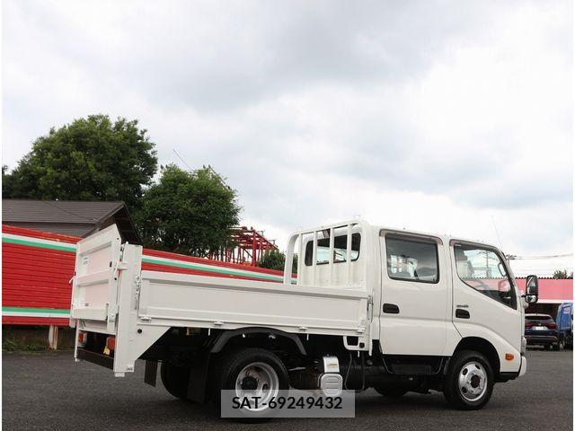 Hino DUTRO 2017-05 7876212-2