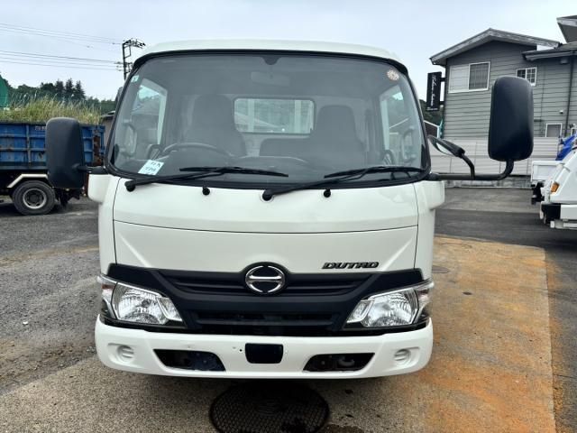 Hino DUTRO 2019-03 7864667-1