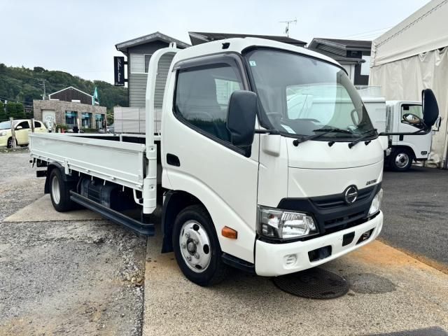 Hino DUTRO 2019-03 7864667-2