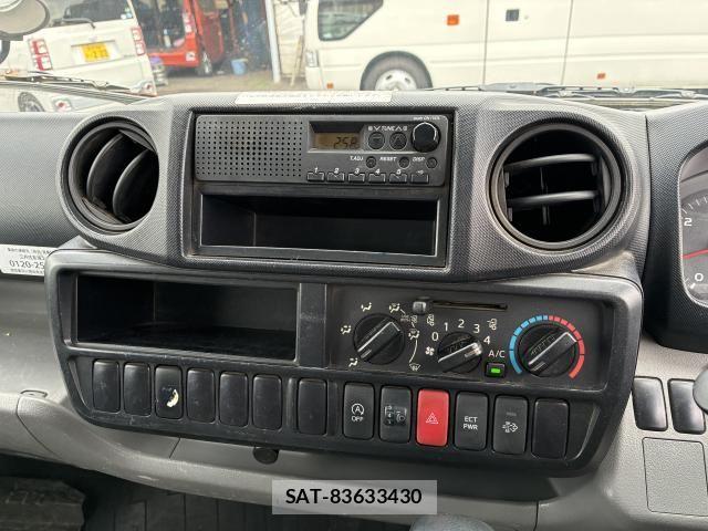 Hino DUTRO 2014-11 7902544-4
