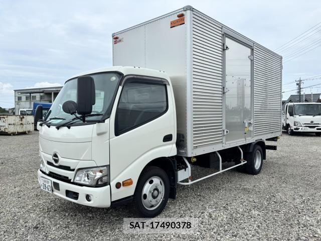 Hino DUTRO 2025-03 7902542-0