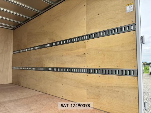 Hino DUTRO 2025-03 7902542-15