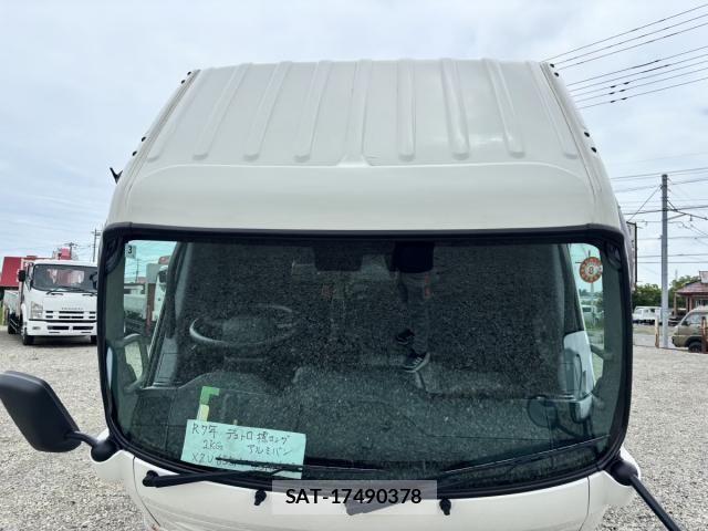 Hino DUTRO 2025-03 7902542-21