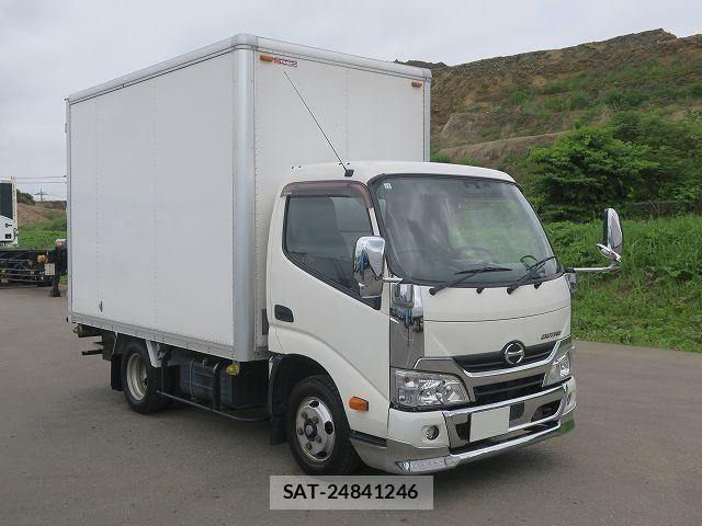 Hino DUTRO 2017-11 7902545-1