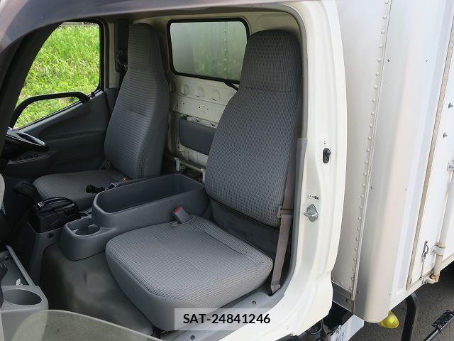 Hino DUTRO 2017-11 7902545-22