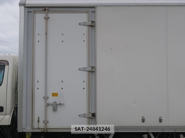 Hino DUTRO 2017-11 7902545-7