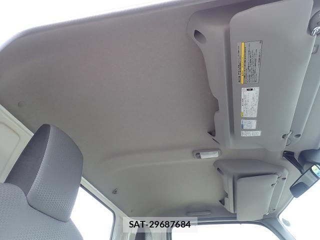 Hino DUTRO 2022-08 7902541-11