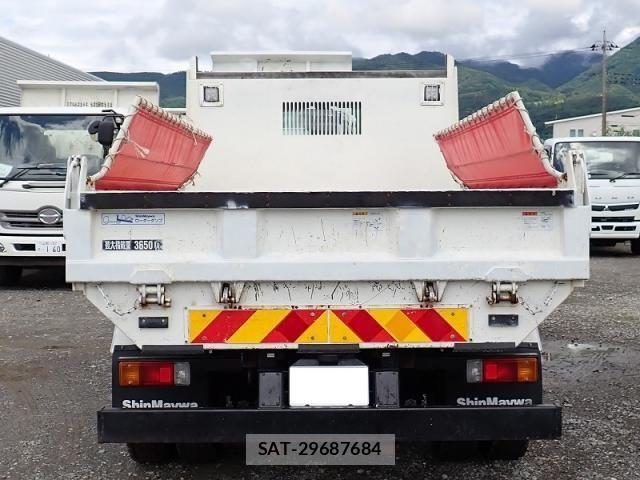 Hino DUTRO 2022-08 7902541-5