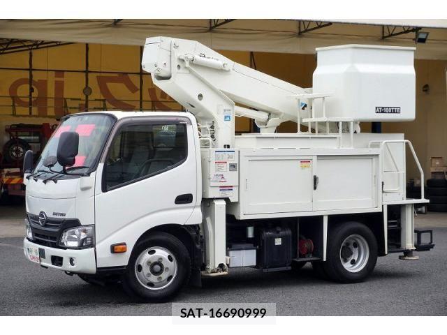 Hino DUTRO 2018-06 7961304-0