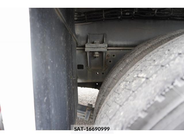 Hino DUTRO 2018-06 7961304-10