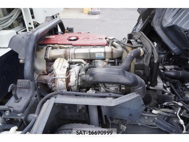Hino DUTRO 2018-06 7961304-14