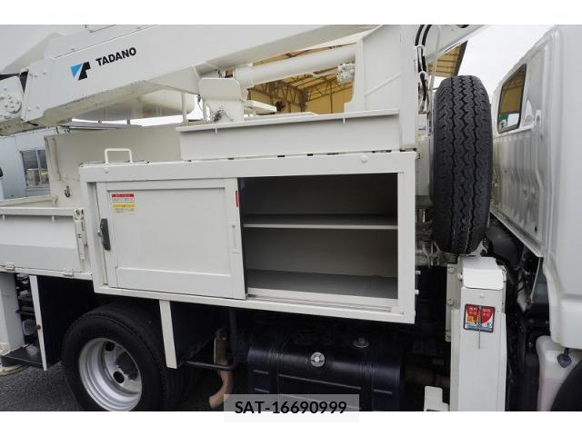 Hino DUTRO 2018-06 7961304-24