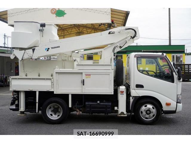 Hino DUTRO 2018-06 7961304-4