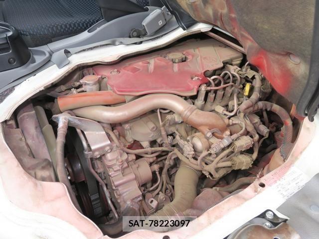 Hino DUTRO 2021-09 7961296-13