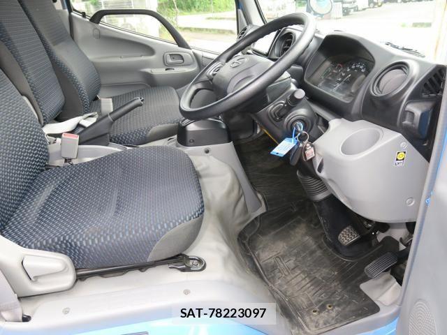 Hino DUTRO 2021-09 7961296-21