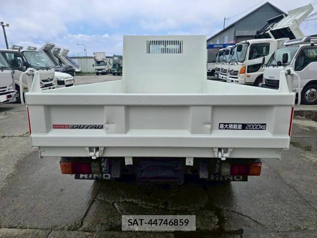Hino DUTRO 2016-10 7961305-9