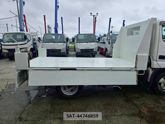 Hino DUTRO 2016-10 7961305-15