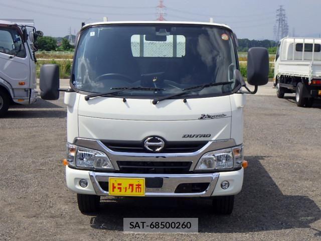 Hino DUTRO 2019-02 7961292-2