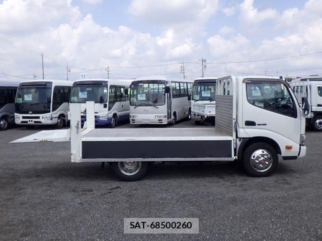 Hino DUTRO 2019-02 7961292-6