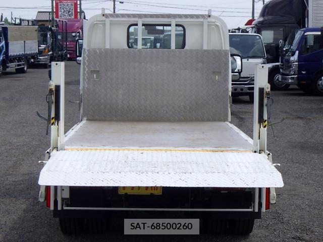 Hino DUTRO 2019-02 7961292-7