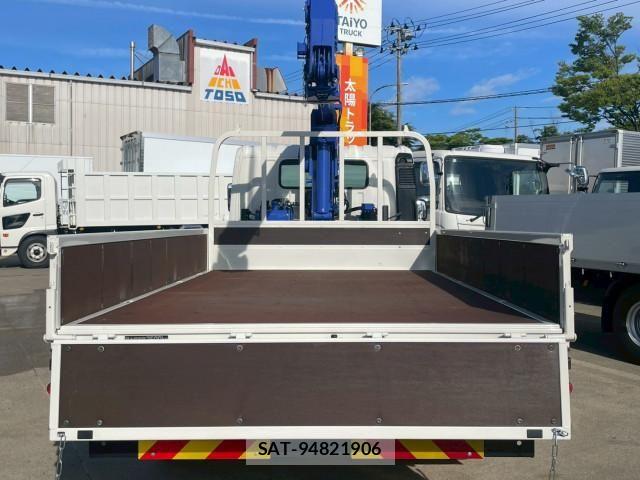 Hino DUTRO 2023-07 7961267-9