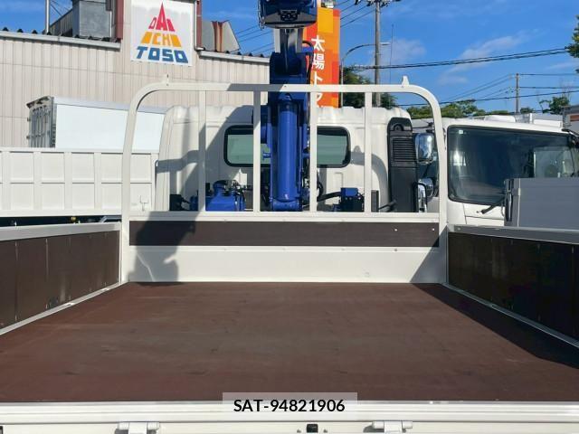 Hino DUTRO 2023-07 7961267-10