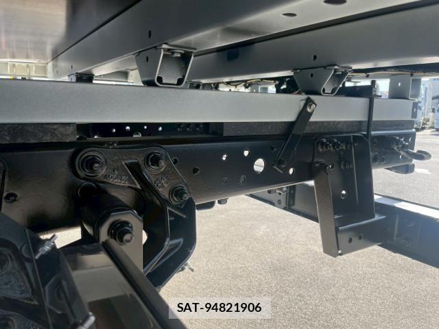 Hino DUTRO 2023-07 7961267-26