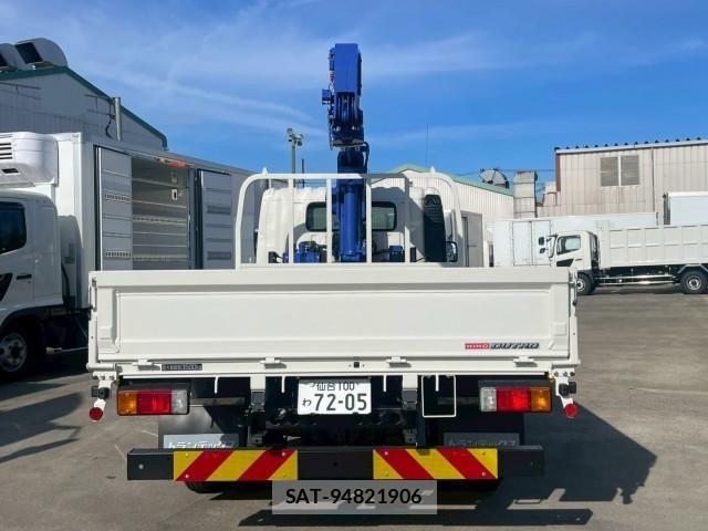 Hino DUTRO 2023-07 7961267-4