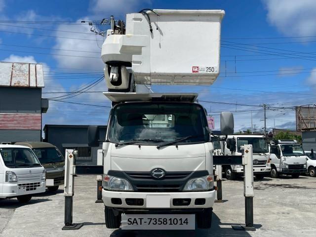 Hino DUTRO 2013-09 7961291-1