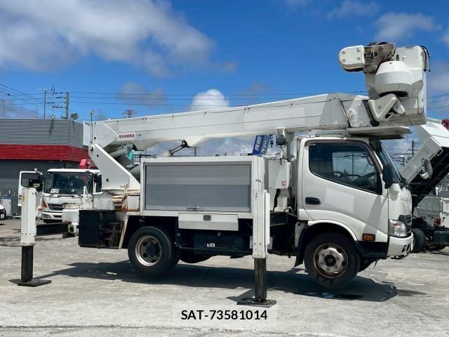 Hino DUTRO 2013-09 7961291-3