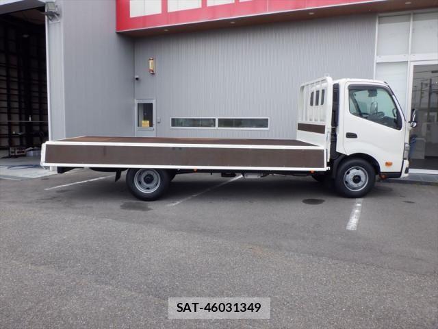 Hino DUTRO 2025-11 7961273-8