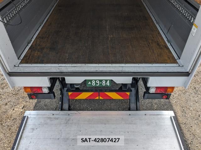 Hino DUTRO 2024-06 7961268-18