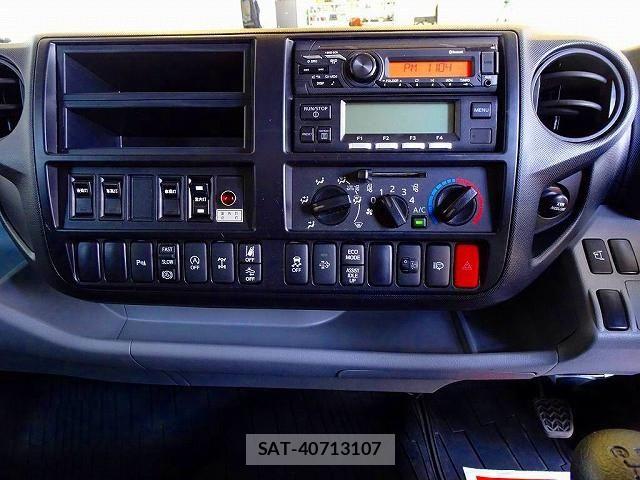 Hino DUTRO 2019-11 7961272-10