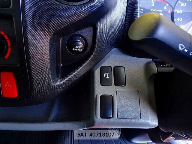 Hino DUTRO 2019-11 7961272-14