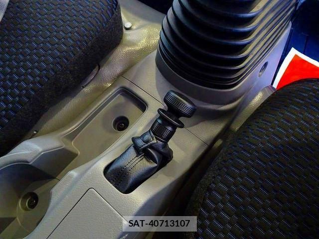 Hino DUTRO 2019-11 7961272-16