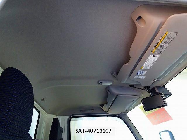 Hino DUTRO 2019-11 7961272-6
