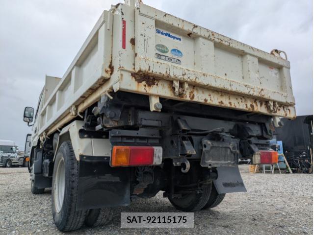 Hino DUTRO 2018-05 7961299-3