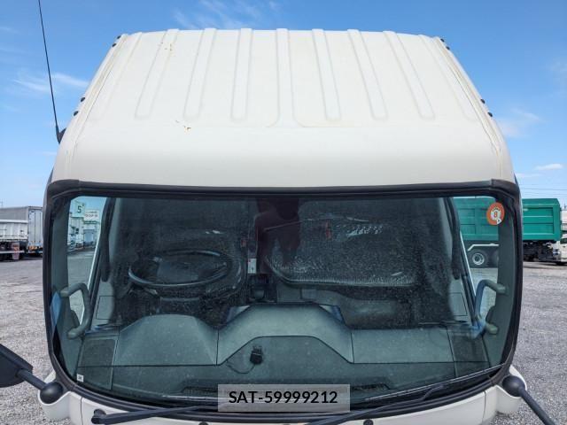Hino DUTRO 2018-05 7961287-25